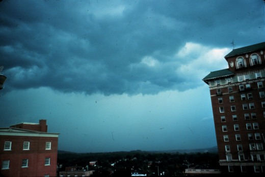File: Approaching rain line with a thunderstorm - NOAA