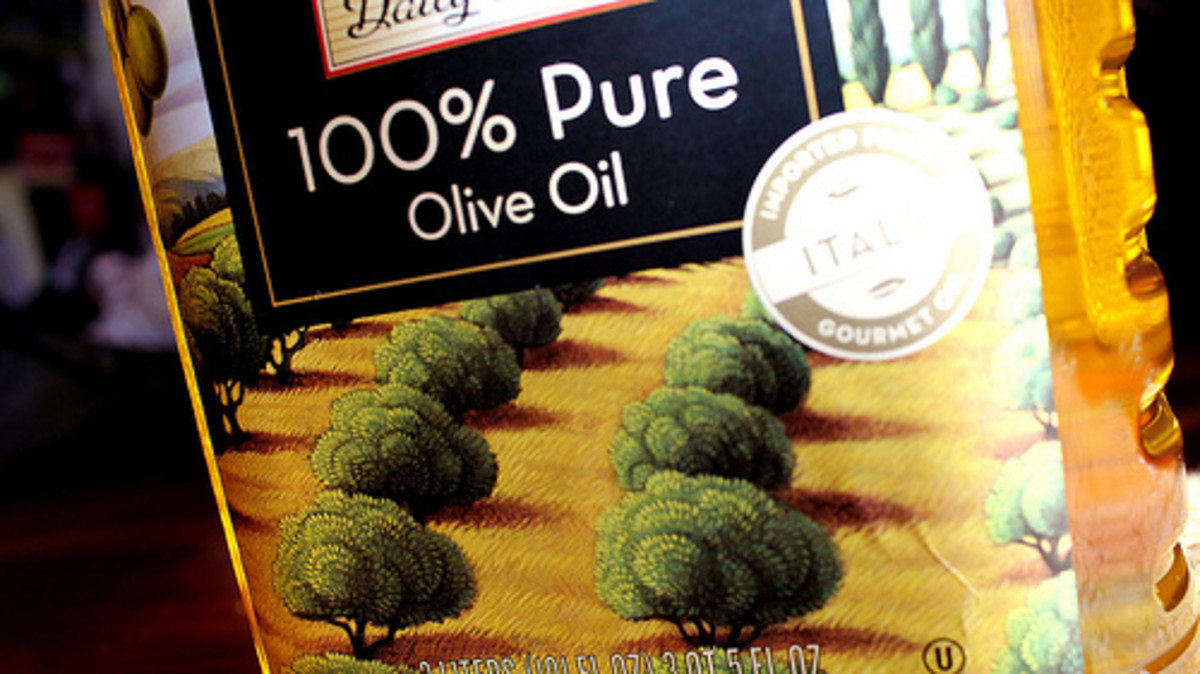 Olive oil is an excellent example of monounsaturated fat.