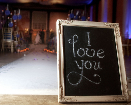 Saving Money on Your Wedding Decorations