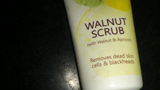 Weekly facial scrub prevents blackheads
