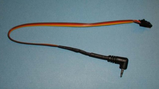 This is the cable that you need to buy to connect GoPro2 (GoPro HD) to your fatshark transmitter 