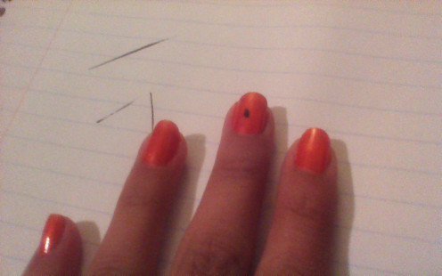 Start with small dot to make the Spider on a new finger.