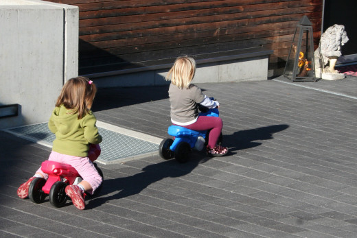 Tots in 'bike race' down driveway - Magden, Switzerland