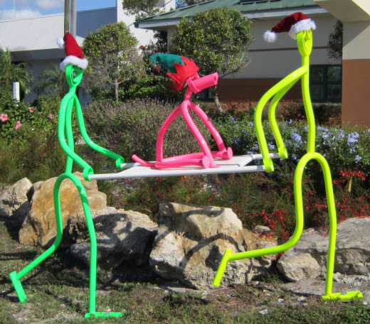 Steel art in front of a veterinarian's office