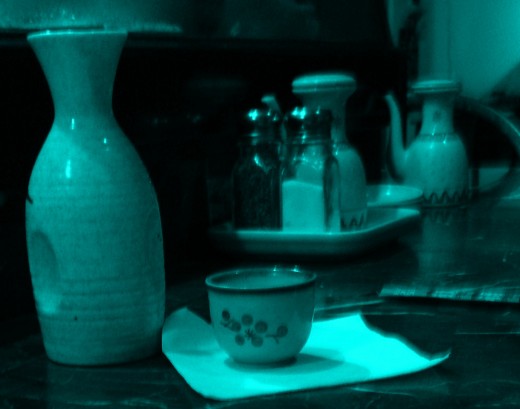 Sake Tokkuri (flask) with O-chokos (small cup)