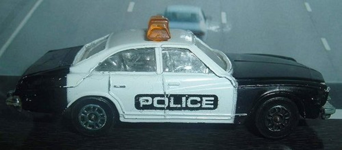 What are some cars that are commonly used as police cars?
