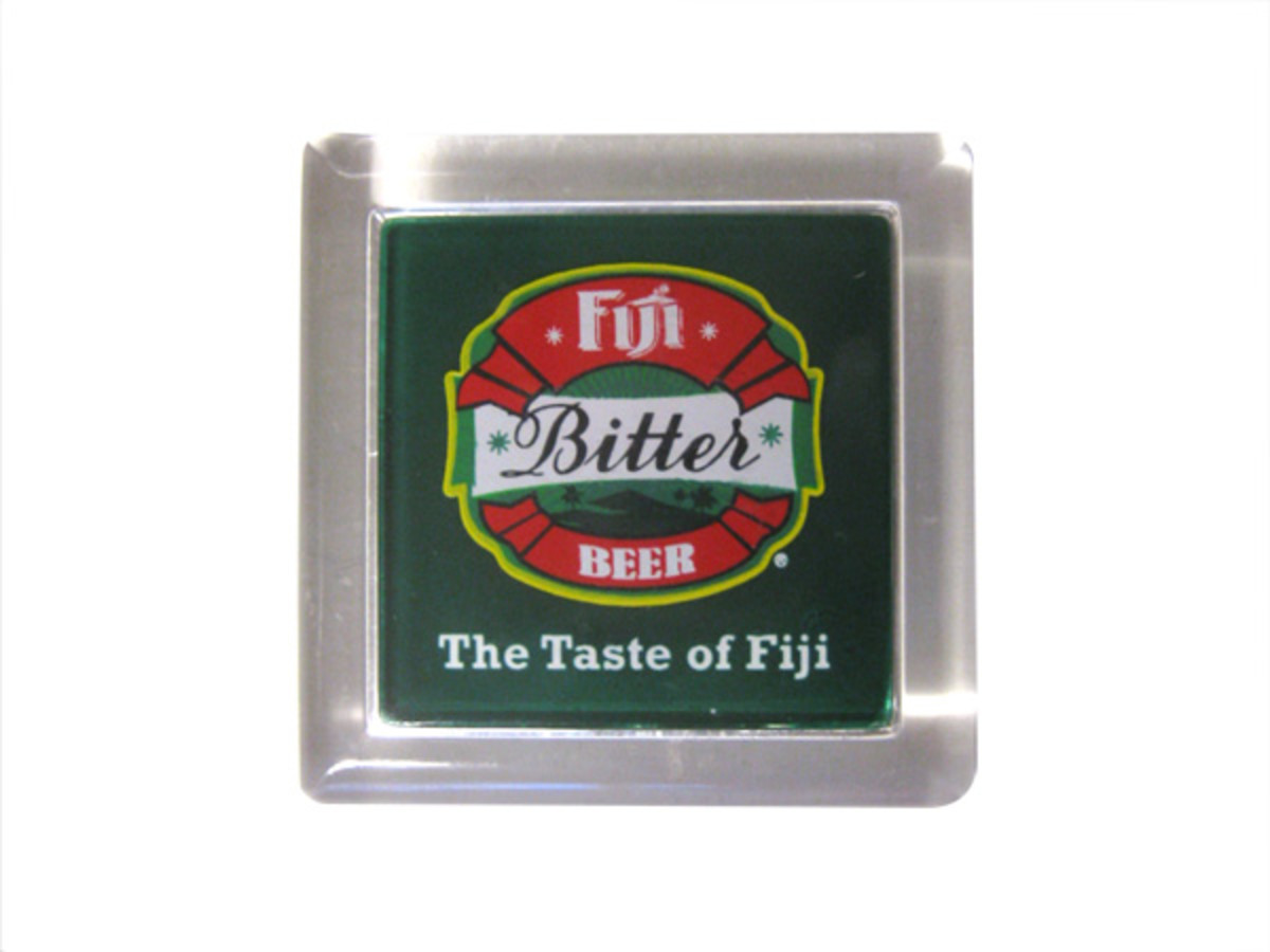Pick up a Fiji Bitter Beer fridge magnet from the airport if handcrafts don't appeal.