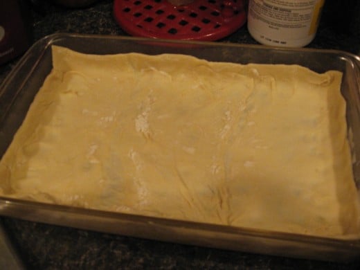 Line dish with one layer of pastry.