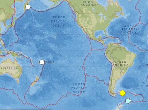 Map of significant earthquakes (at least 6.5 in magnitude) throughout the world during November 2013.