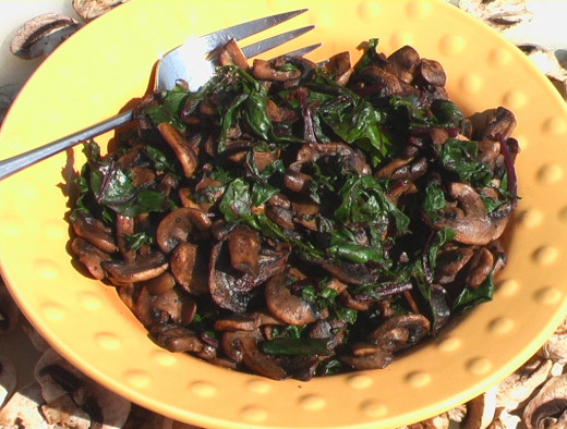 Sauteed Mushrooms and Beet Greens Source:http://www.cutnclean.com/recipes/saut%C3%A9ed-beet-greens-and-mushrooms 