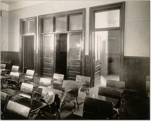 20th century schoolrooms to 1950.