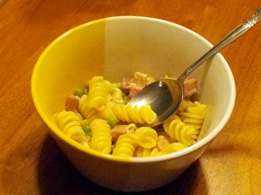 You can have this easy to prepare ham and pasta dish ready to go in just 30 minutes.