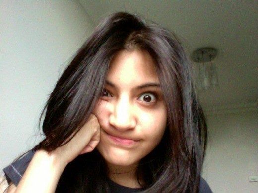 Anushka Sharma funny face :)
