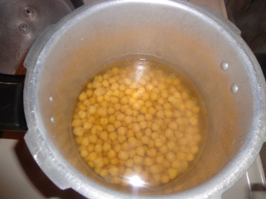 Boiled chickpea