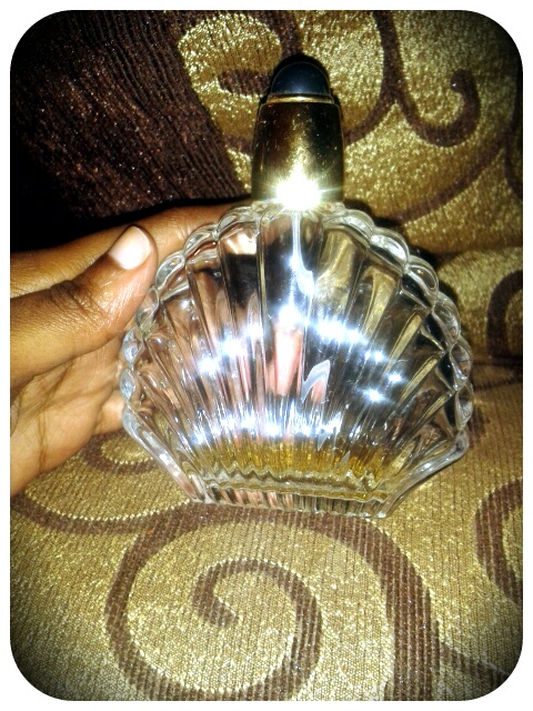 Black Pearls Perfume by : Elizabeth Taylor
