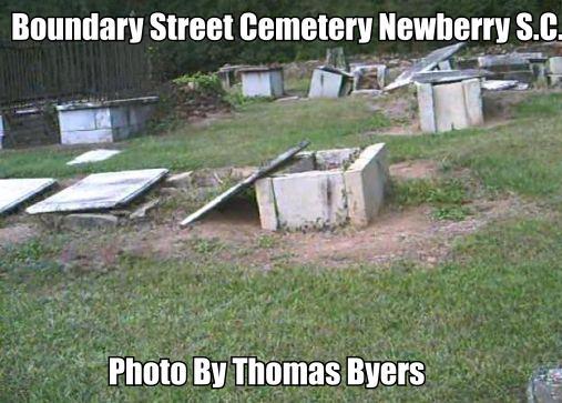 Notice the bad condition of this cemetery. There has not been a burial here in over 100 years. 