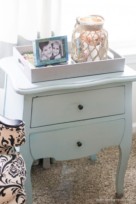 End table upcycled with chalk paint