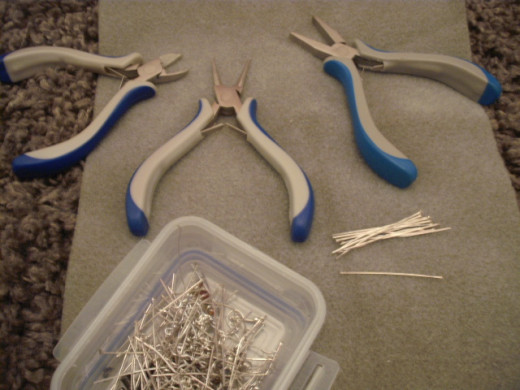 These basic pliers will enable you to make a huge variety of different jewellery.