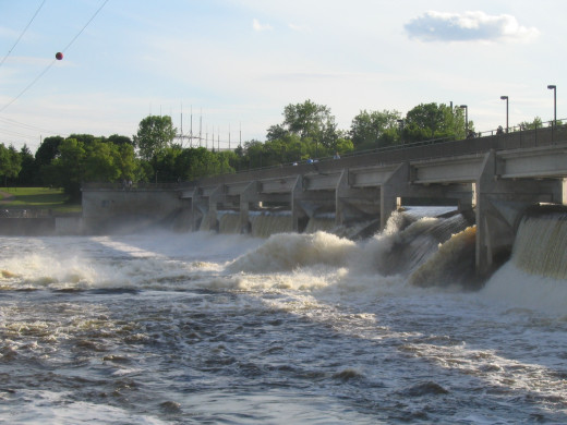 Coon Rapids Dam