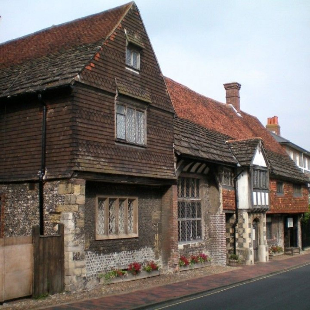 Famous Haunted Places: Anne of Cleves House ~ Lewes, East Sussex, UK