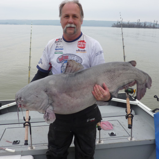 Gary Turner with a 65 pound b Blue Catfish on Lake Guntersville