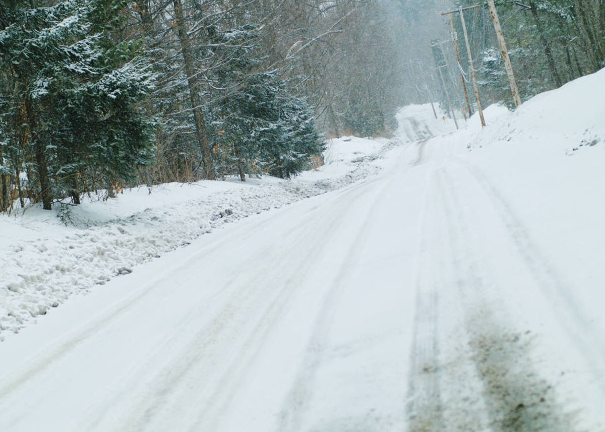 Driving in Snow - Snow Belt Travel