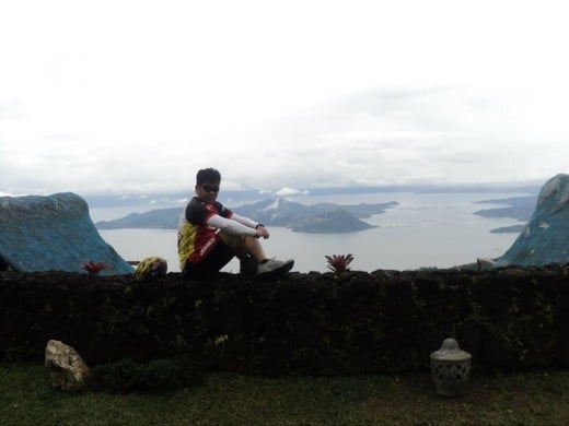 Enjoying the Chilly Morning and the Beautiful Taal Volcano Island