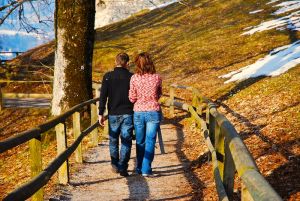 Rekindling your relationship with your ex-boyfriend may take time and careful planning, along with some serious discussions.
