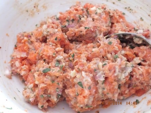 Add the processed salmon to the big bowl --you put all the other ingredients in and mix thoroughly.