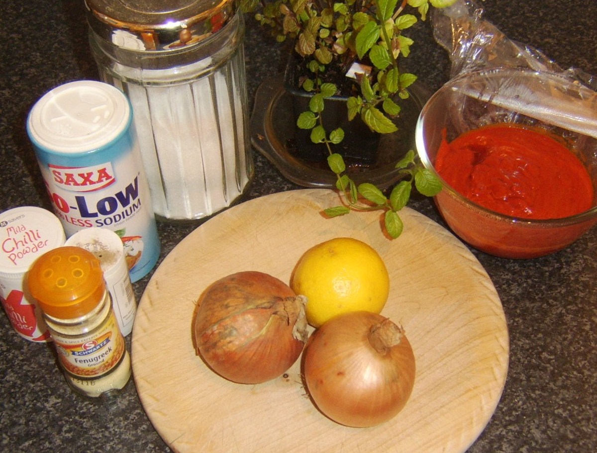 Ingredients for Indian spiced onions with sweet pepper sauce