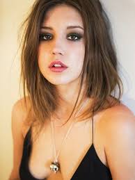Adèle Exarchopoulos stars in Blue is the Warmest Color 