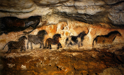  Lascaux Cave painting 