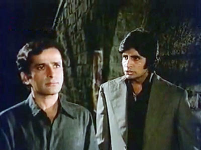 Mere Paas Maa Hai, the dialogue of Deewar delineated the heavily-weighed importance of Mother. It made the concept of "Maa" immortal.