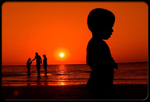 autism-s1-photo-of-boy-on-beach