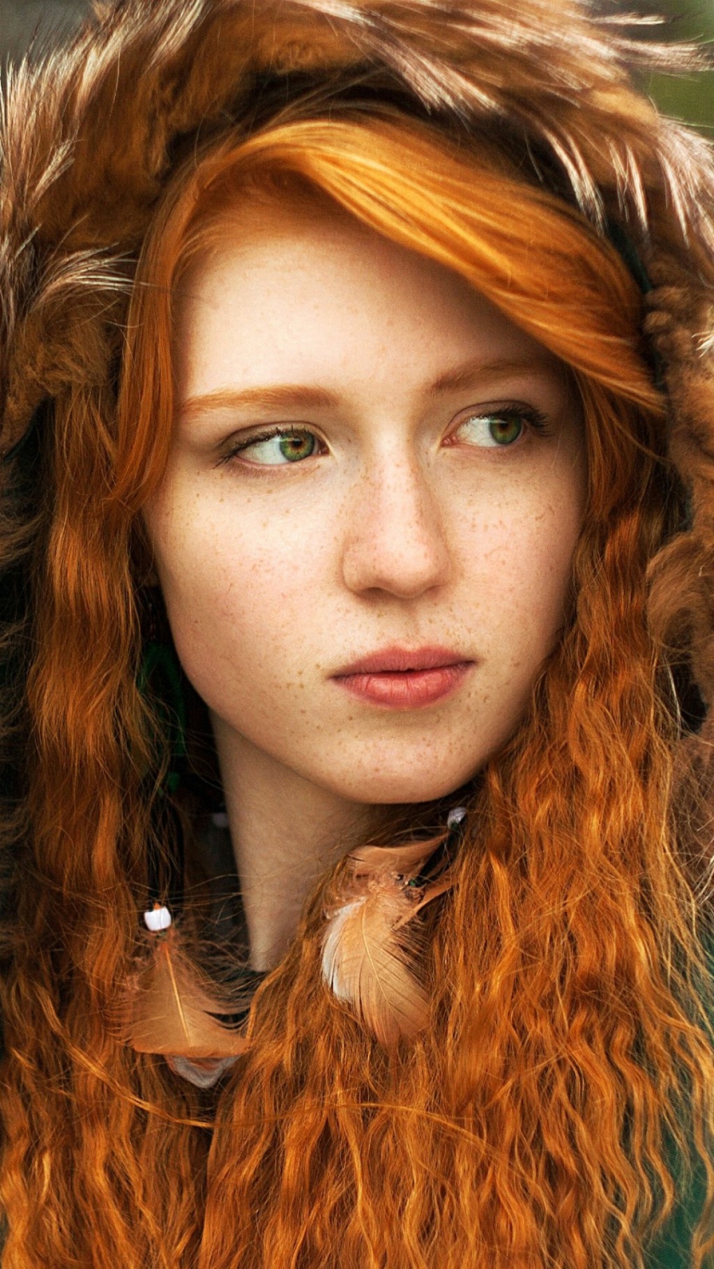 Black hair facts, Shades of red hair, Red hair woman