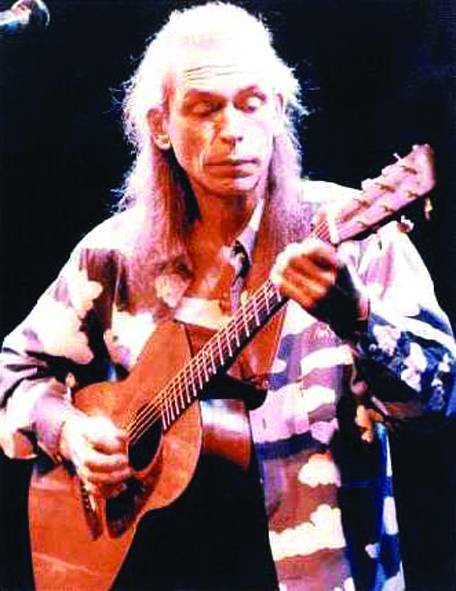 Steve Howe of Yes, The Syndicats, Bodast, Tomorrow, Asia, GTR, Anderson, Bruford, Wakeman, Howe  and over a dozen solo albums.