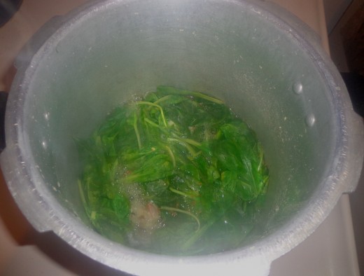 Spinach is getting boiled