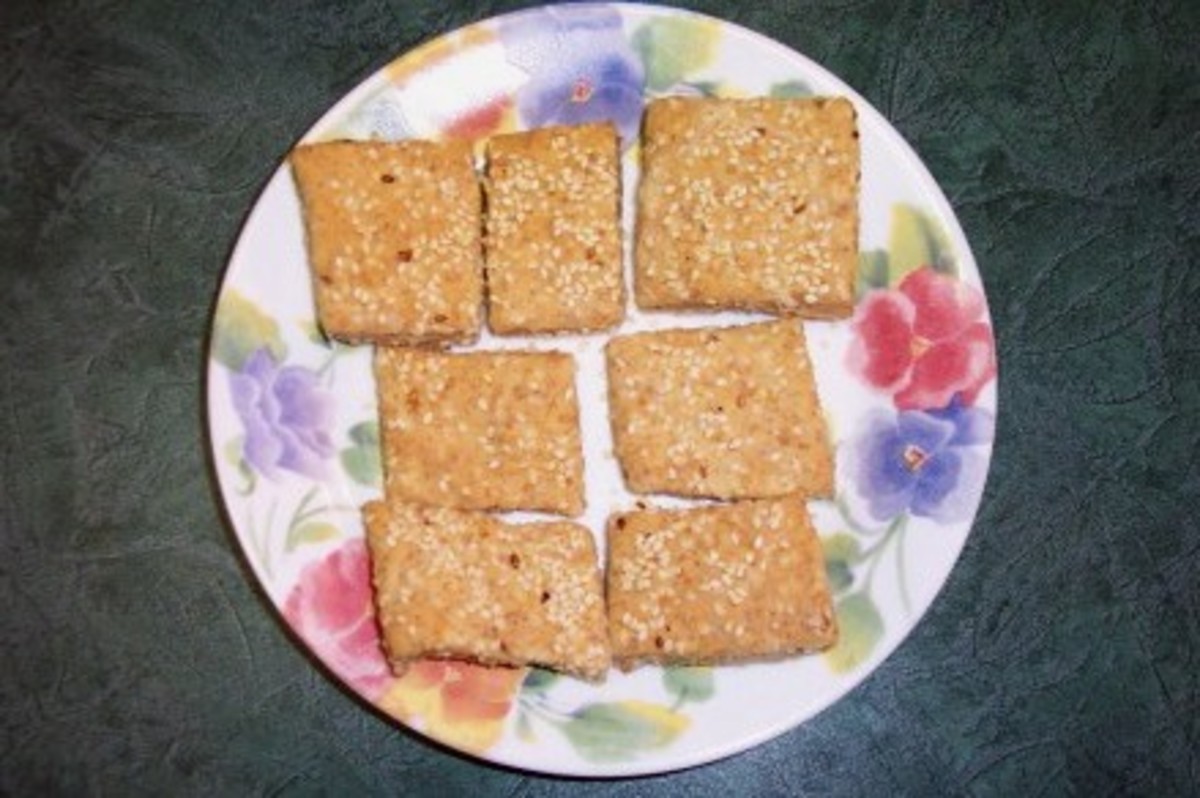 How to Make Homemade Sesame Crackers