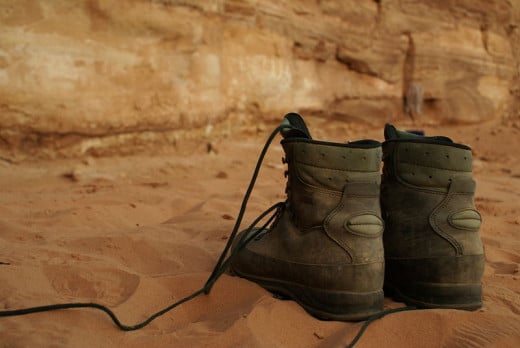 Hiking Boots to Let Flat-Feet Men Enjoy the Outdoors