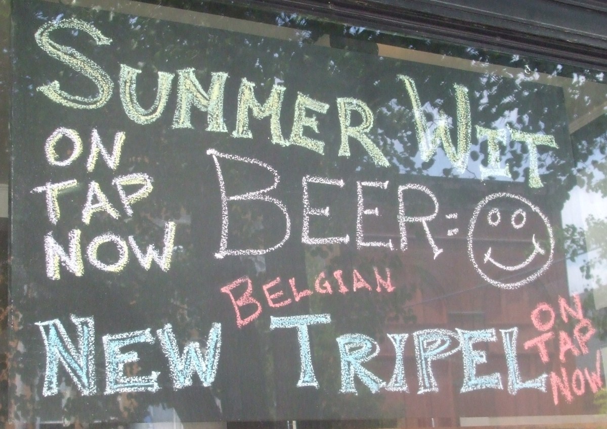 Chalkboard announces summer midge brews.