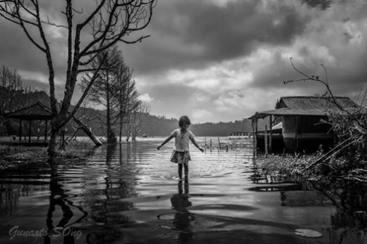 I will wait for the rain to stop