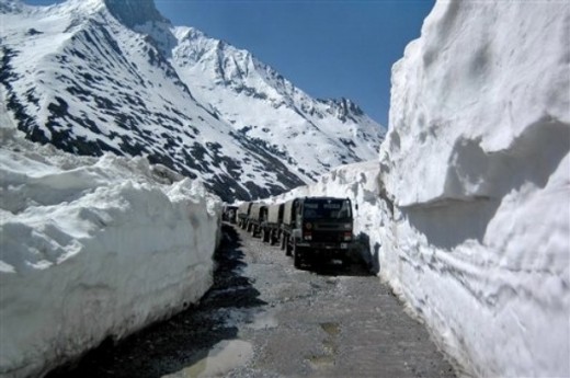 Leh-Ladakh Trecherous road