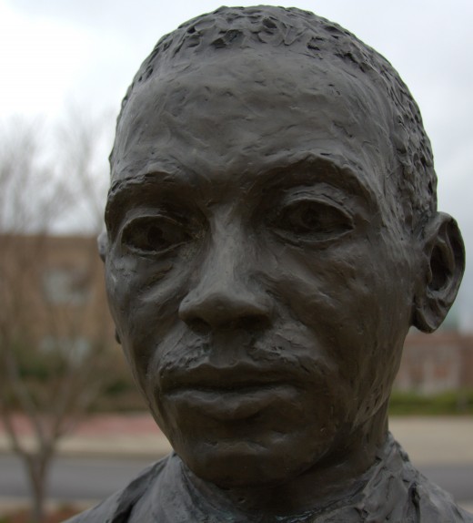  Sculpture commemorating James Meredith's 1962 admission into Ole Miss at the university of Mississippi.