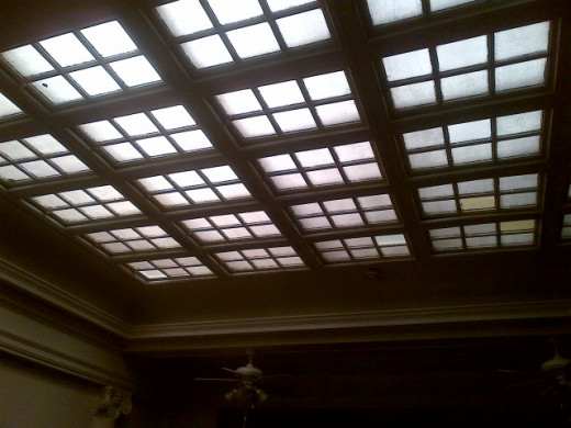The ceiling of the grand parlor.