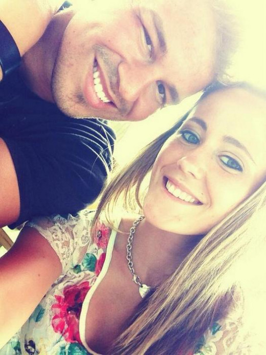 Jenelle and Nathan both smiling for a selfie.