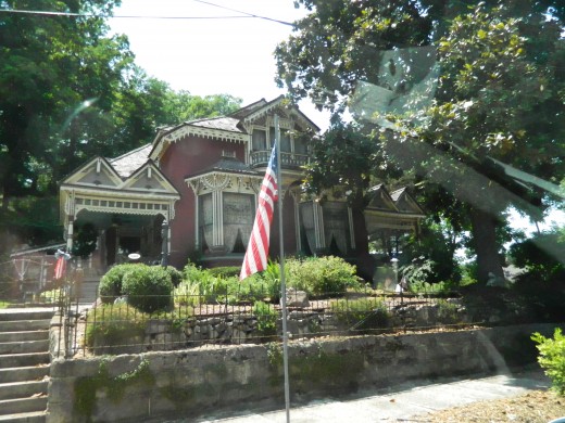 One of the many cute house/shops in Eureka Springs