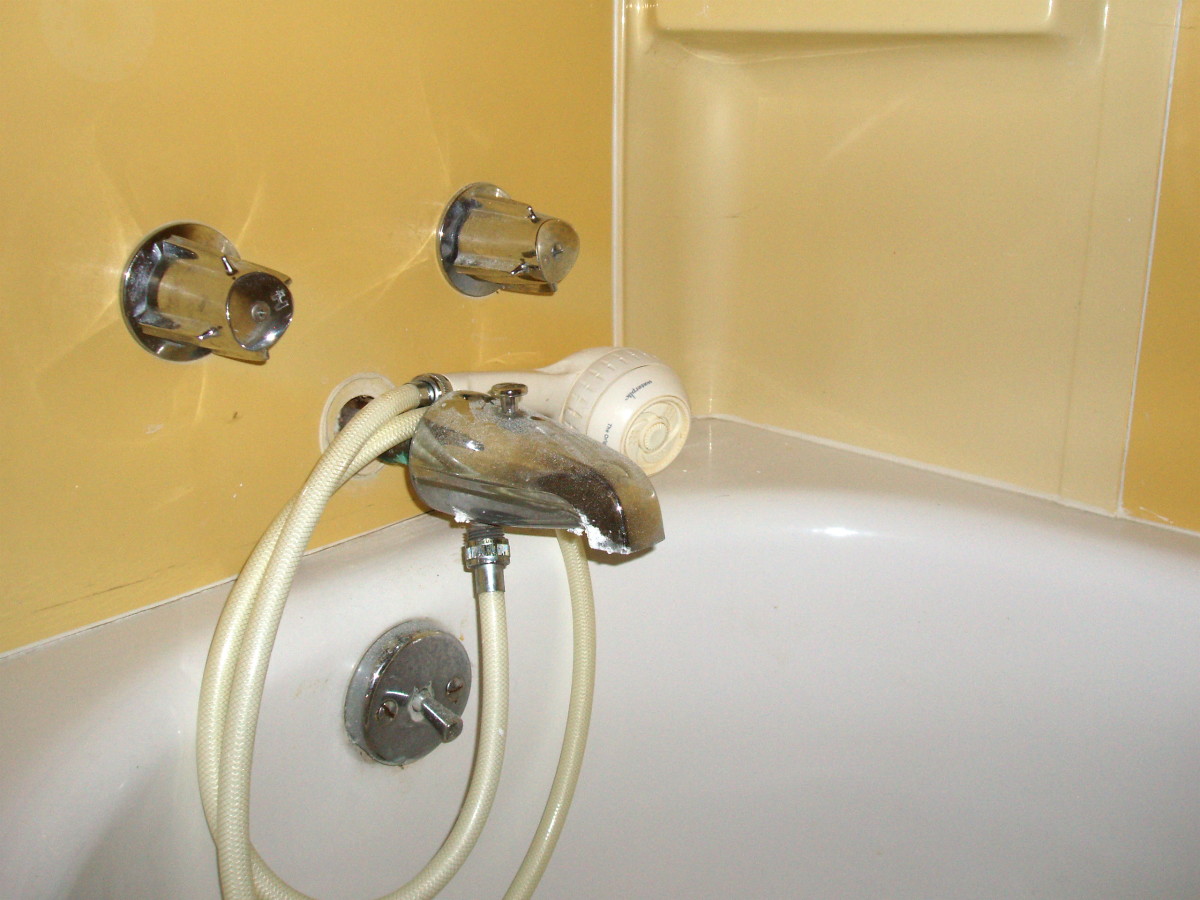 How To Switch Out Wall Mount And Handheld Showerheads Dengarden