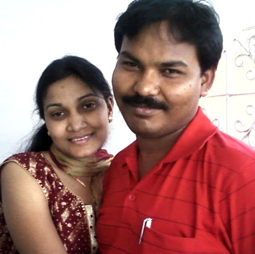 Kishor Senapati with wife Mary