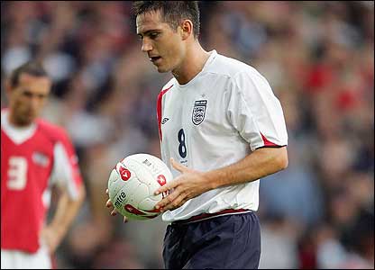 Frank Lampard preparing to take a spot kick for England
