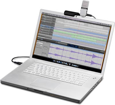 Samson Go Mic on a laptop